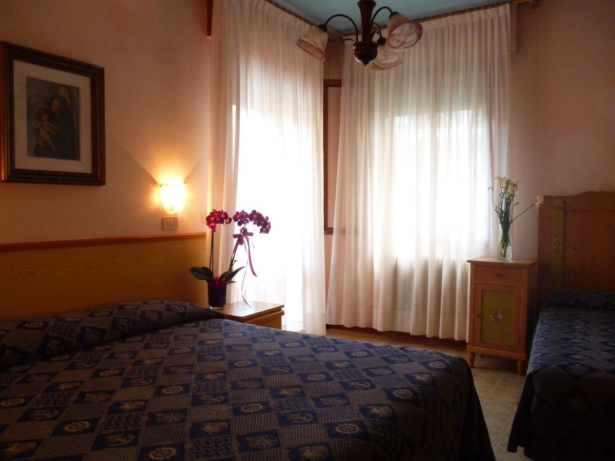 Albergo Da Stefano Eraclea Exterior photo